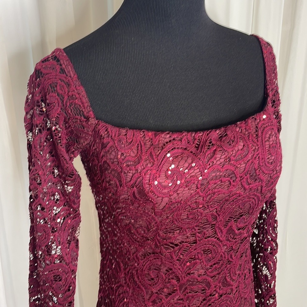 NWOT Burgundy MY MICHELLE Bodycon Dress with lace and sequins, size 11 - Picture 3 of 8
